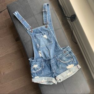 Adorable denim short overalls